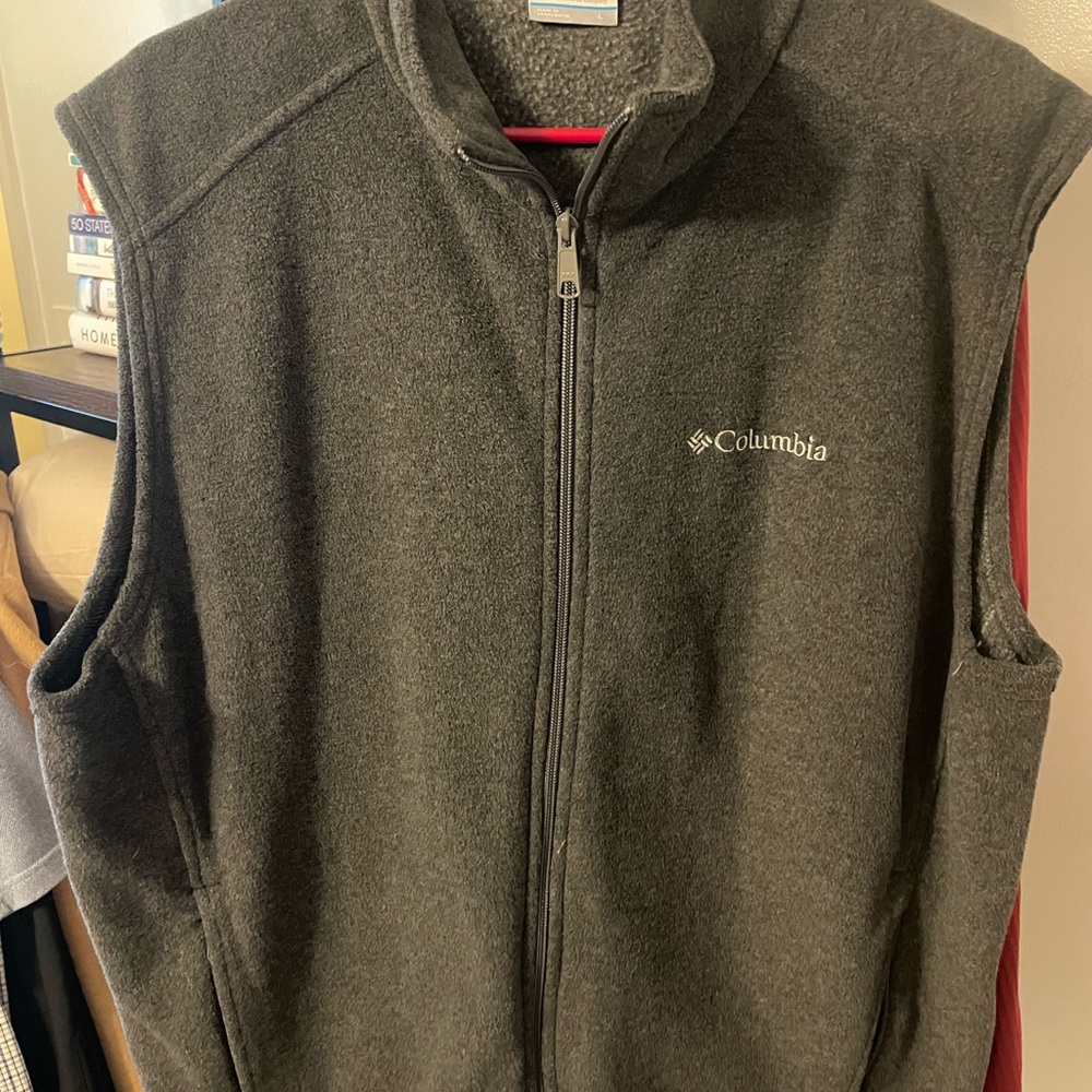 Columbia Charcoal Fleece Vest